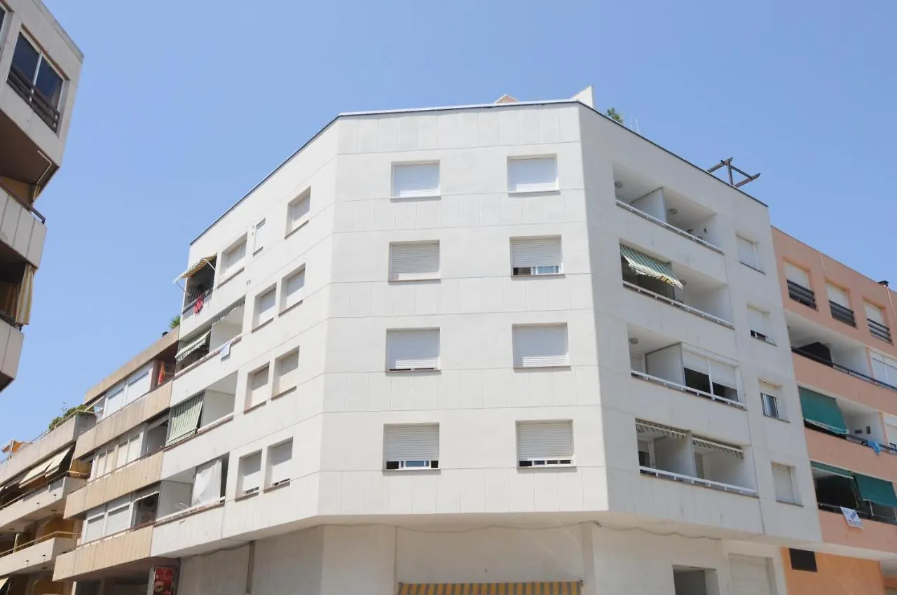 Homeholidaysrentals Tarongers Pineda de Mar Apartment