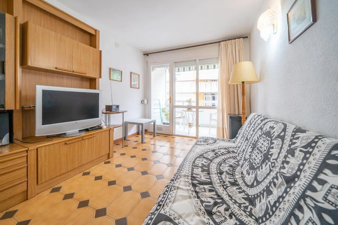 Homeholidaysrentals Tarongers Pineda de Mar Spain