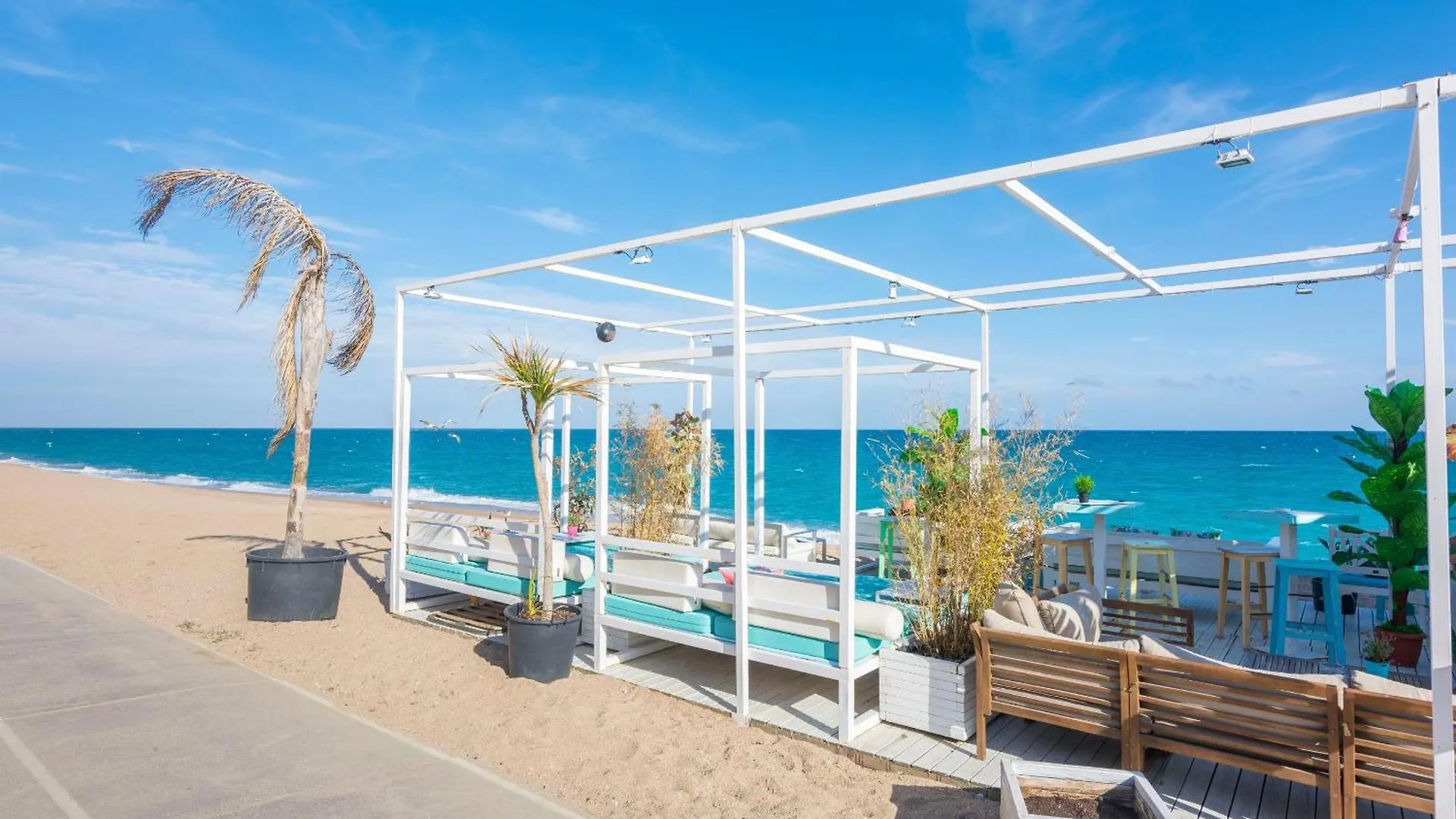 Homeholidaysrentals Tarongers Pineda de Mar Spain